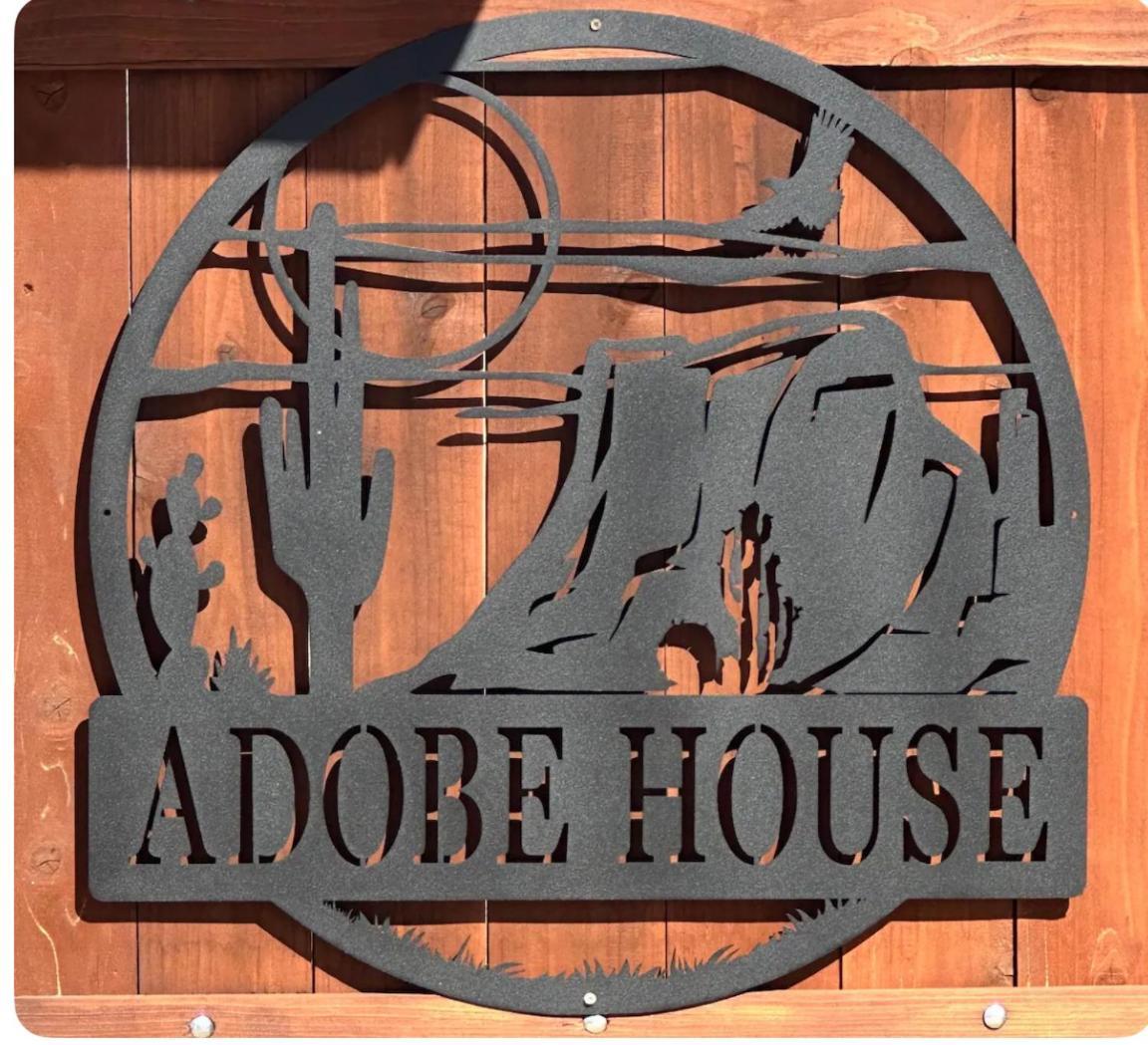 Hébergement de vacances Adobe Hideaway House